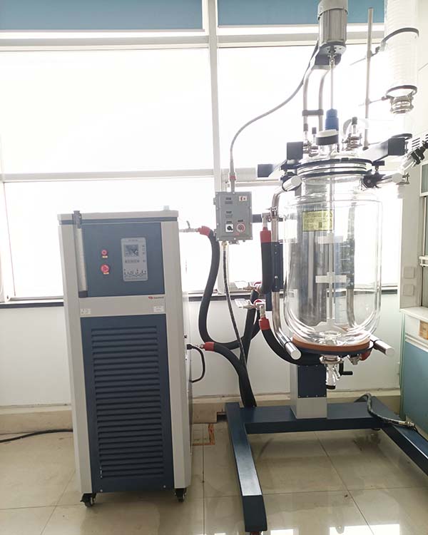 雙層玻璃反應釜常見故障及注意事項